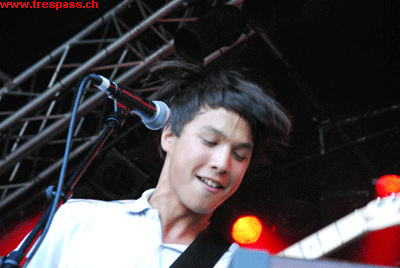 energetischer Rock à la Muse - Alvin Zealot