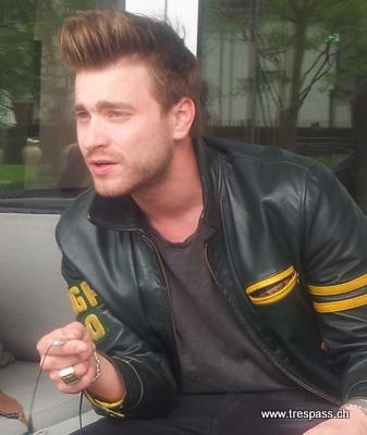 Baschi im Trespass Interview