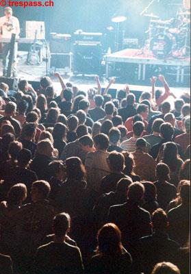 Ein prall gefülltes Volkshaus bot die Kulisse für die Schlacht der Bands