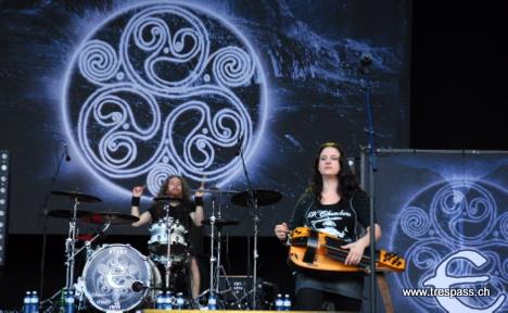 Eluveitie auf der Bühne des Openair Lumnezia 2012