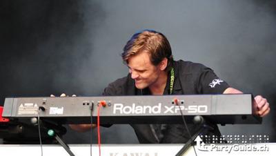 Keyboarder Yves geniesst den Gurten-Auftritt