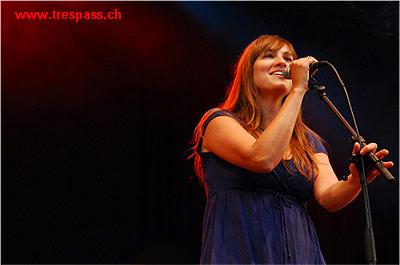 Strahlefrau Lesley