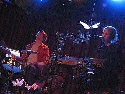 Mina live