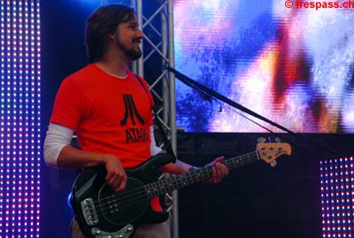 Bassist Daniel 'Hutti' Hutter
