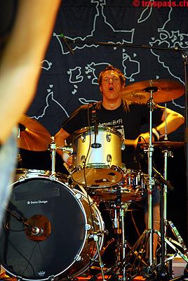 Drummer Hedl stresst seine Vorderleute per Beat