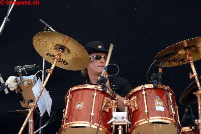 Bild 6 - New Country Rain - Drummer 'Roro'