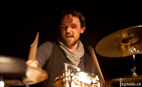 Trummer-Drummer Muso Stamm live