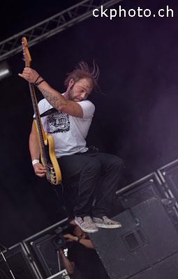 Vivian live