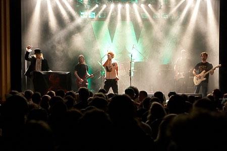 Live-Bilder von YRU